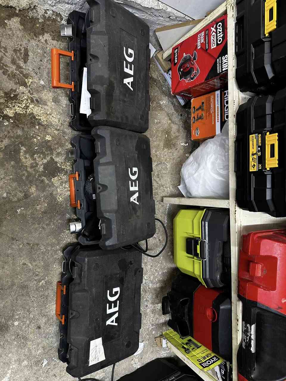 سلام و علیکم متوفر 3 کوسرە ای ئی جی 125 ملم 
⭕️ابیع فحم ⭕️
قطعە علی 25 و الی یاخذ کلهم التوصیل یصیر مجانی


**إذا كنت صاحب هذا الإعلان وتريد حذفه لأي سبب، رجاءا أرسل رسالة إلى الدعم الفني**