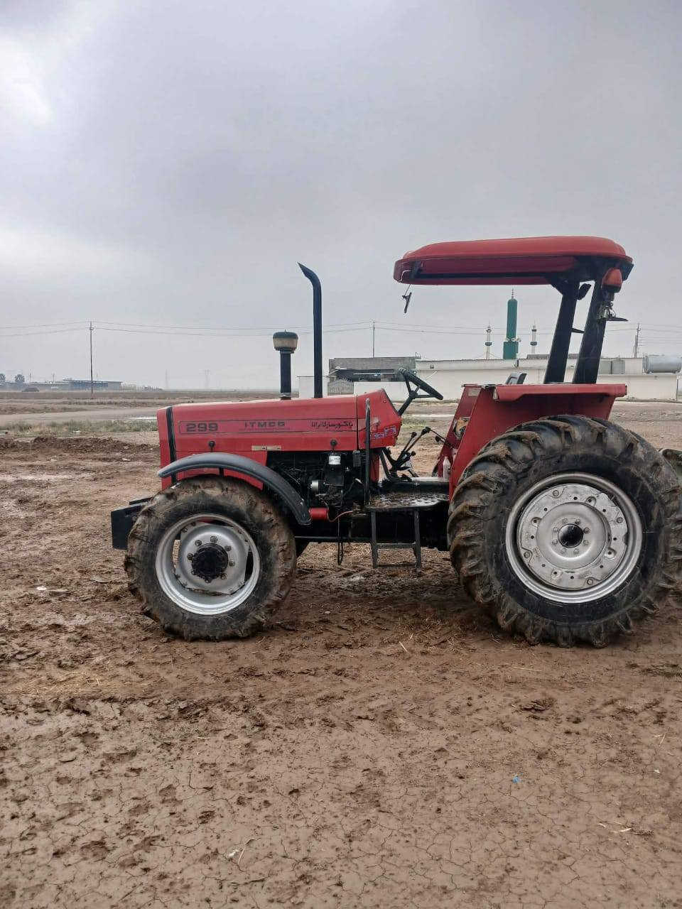 اسلام عليكم تركتر فوركسن ايراني دبل اكسن للبيع الشراي يتصل عل هاذه الرقم ***********
