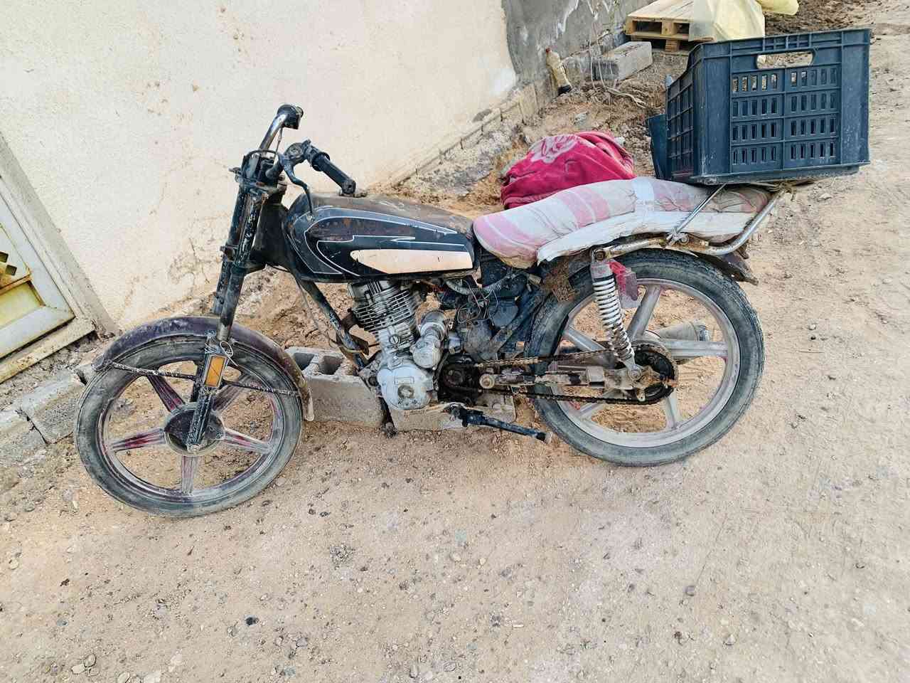 سلام عليكم 5خمسه. كير للبيع ١٥٠ الف قفل ***********
