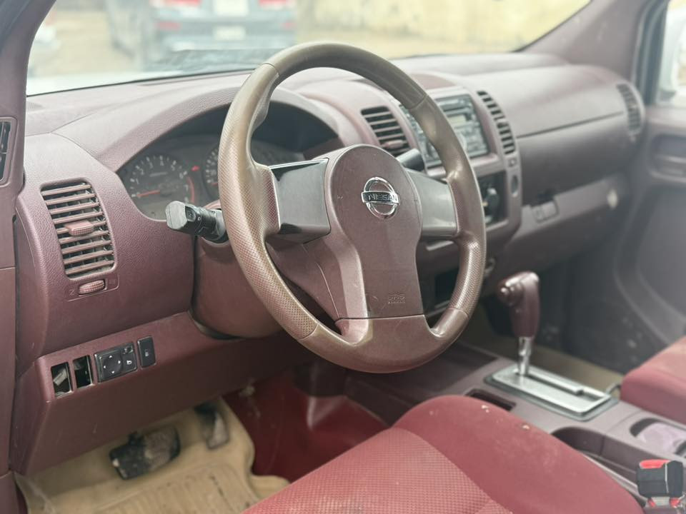 سلام عليكم نيفاره ٢٠١٣ اوتماتيك كفاله عامه من ضربه وصبغ وتبديل تخم تاير تبريد ثلج مكينه كير حداده جدد *********** مكاني البصره القرنه سعر ١٠٧
