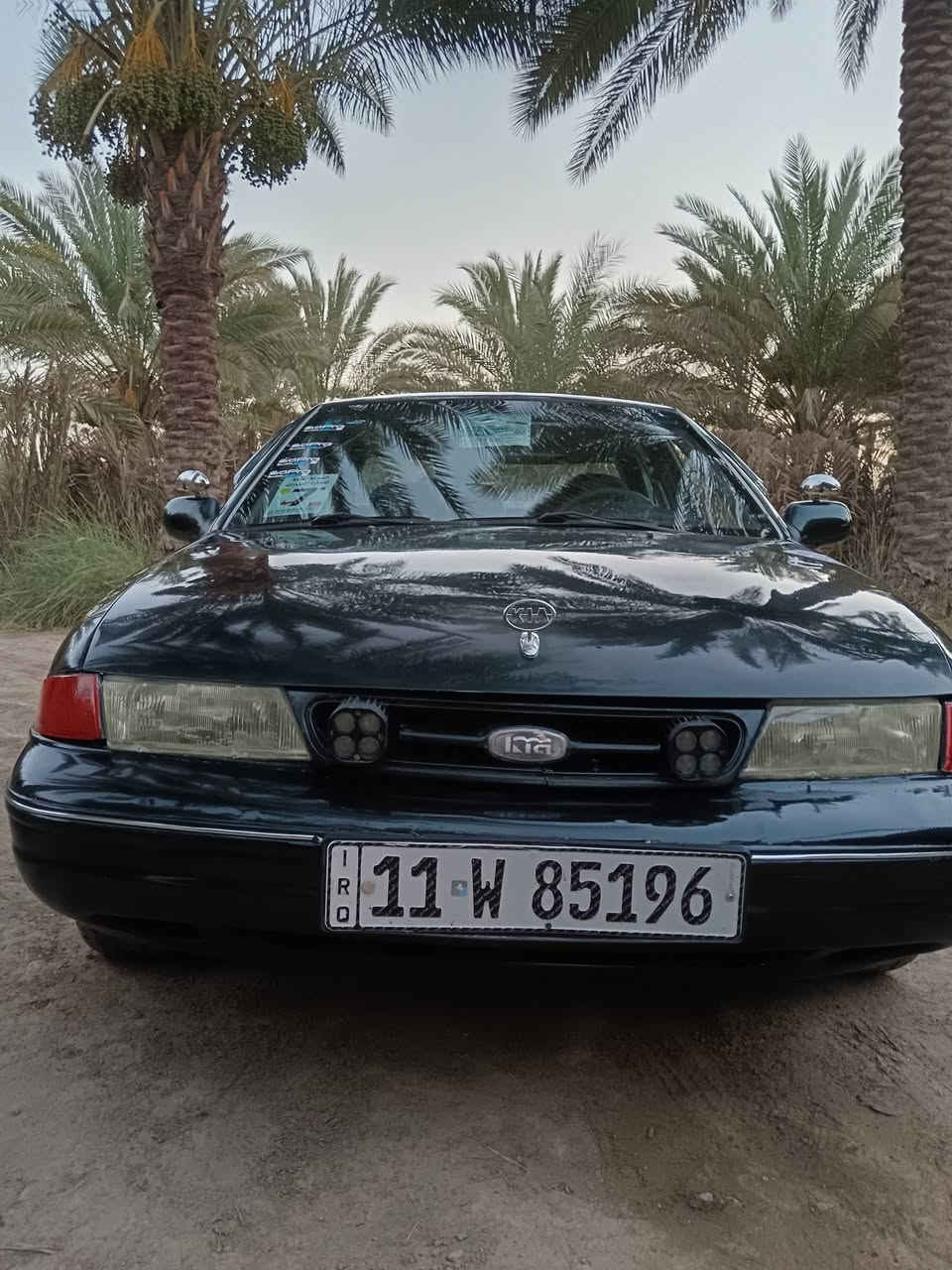 سلام عليكم كيا سيفيا للبيع موديل 93 رقم بغداد انكليزي سنويه 2030 هزه جديده مصبوغه عام جماليه مكفوله من الضربه ولكص ولكلبه كير اوتوماتيك  كير محرك مكفولات تخم تاير جديد صدر أمامي خلفي جديد غرفه جديده كهربائيات كله شرط تحويل السعر 35 وبيه مجال مكان بابل لاتصال ***********
