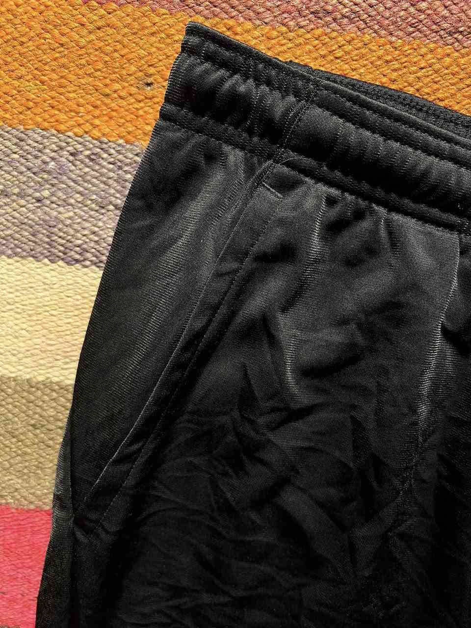 بوما
بجامه شعار جيلاتين 

اورجنال رياضي
قياس اكس لارج
طول ١١٠

السعر والحجز مراسله الصفحه او واتساب


**إذا كنت صاحب هذا الإعلان وتريد حذفه لأي سبب، رجاءا أرسل رسالة إلى الدعم الفني**