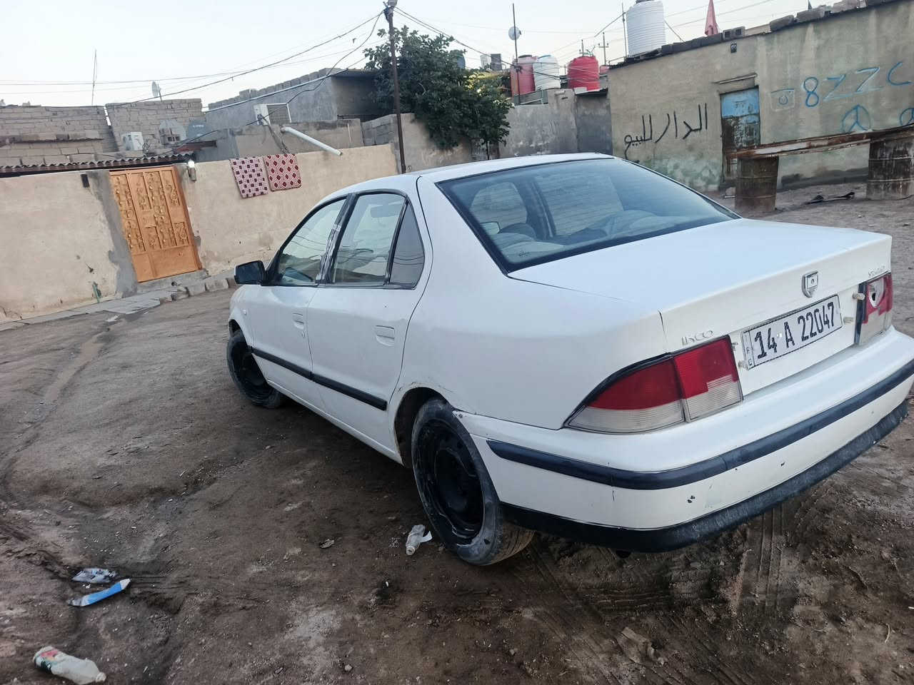 السلام عليكم سمند للبيع محرك كير خير من الله حداديه كهربايات حلو السياره سنويه تنتهي 2030 الهزه بعده ما ساقطه تحويل ثاني يوم باسم صديقي سياره مصبوغة السعر 25 ورقه 
*********** 
علما السياره موديل 2011
