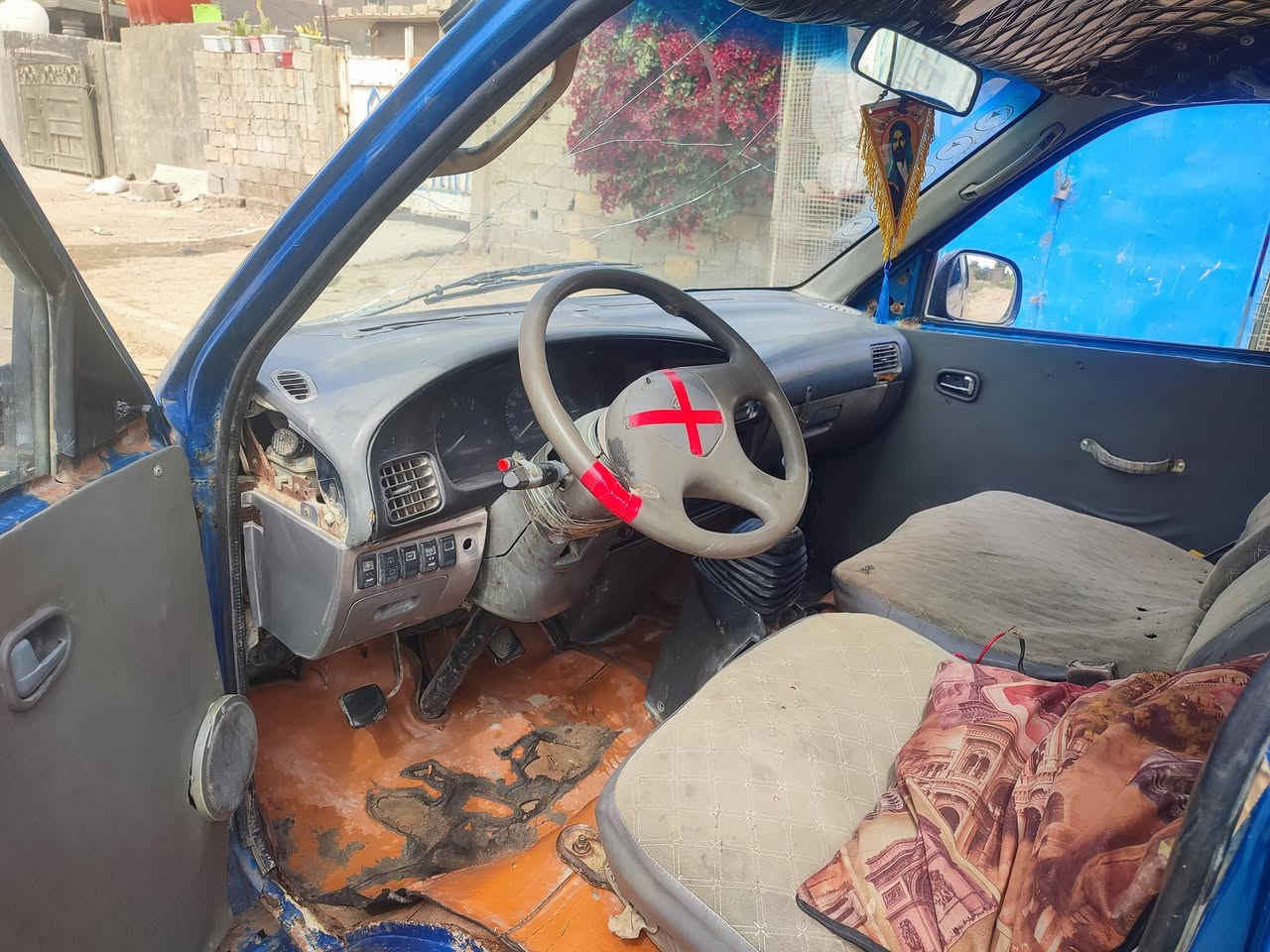 السلام عليكم بريجو 97 للبيع فقط كير ومحرك مكفولات حداديه حلوه تخم تاير عوزه فقط بم السياره سعره 30 مطلوبه 11 ورقه هئىه وغرامات ينزلن من سعره يعني صافي استلم 19 مكان السياره بغداد قرب مجمع بسمايه ناحيه الوحده لا تعلق وتكسر بل سعر تسمع مو خوش كلام شوف الصور وقتنع تعال شوف السيارة السعر قفل قفل عذره على الاطاله


**إذا كنت صاحب هذا الإعلان وتريد حذفه لأي سبب، رجاءا أرسل رسالة إلى الدعم الفني**