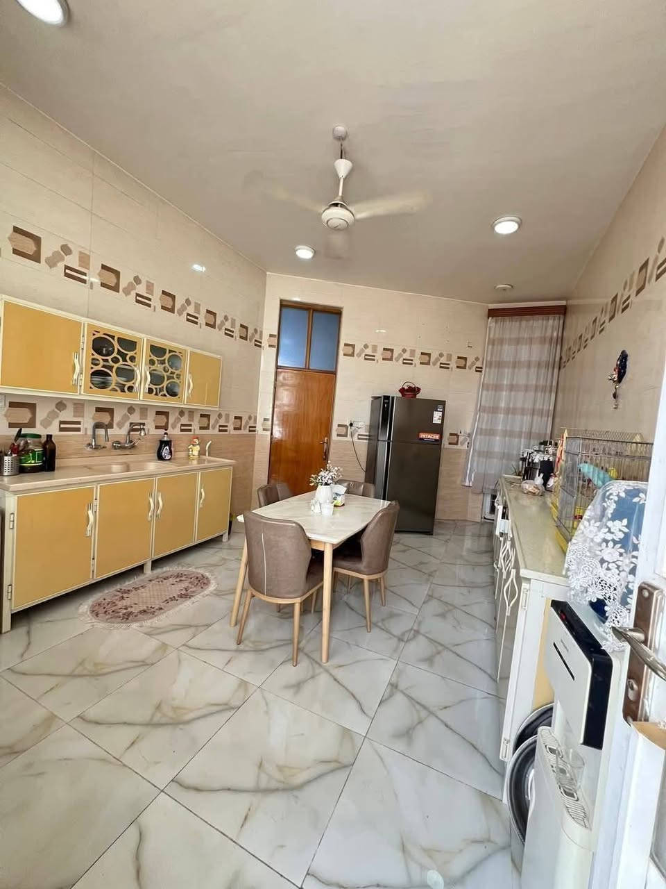 🏠 / دار للبيع مساحه ٢٠٢ م طابو صرف 

            واجهه ٩ م / نزال ٢٢.٥ م 

🧱 بناء حديث درجه أولى 

الطابق الاول / مطبخ . أستقبال . هول . غرفه . مجمع صحيات . كراج . صحيات 

الطابق الثاني / ٣ غرف . هول . مجمع صحيات 

🌍 الموقع / الضباط الأولى قرب مدرسة الحله 

للأستفسار أكثر مراجعة مكتب 
عقارات_أراضي_بابل_الخضراء للمقاولات العامه والتصاميم الهندسية 
شارع ٦٠ .. عمود ٣٠٠ .. مقابل أستدارة علي بقلي 
الشيخ حازم 
وسام محمد 
أبو حيدر / *********** حلة, بابل
