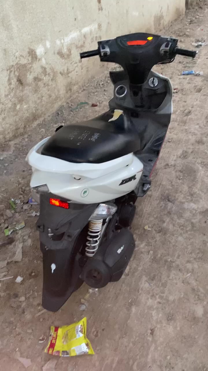 يا الله سلام عليكم دراجة جيتي ار مكفولة  مكاني مدينت صدر 
السعر 900بيها مجال ***********
