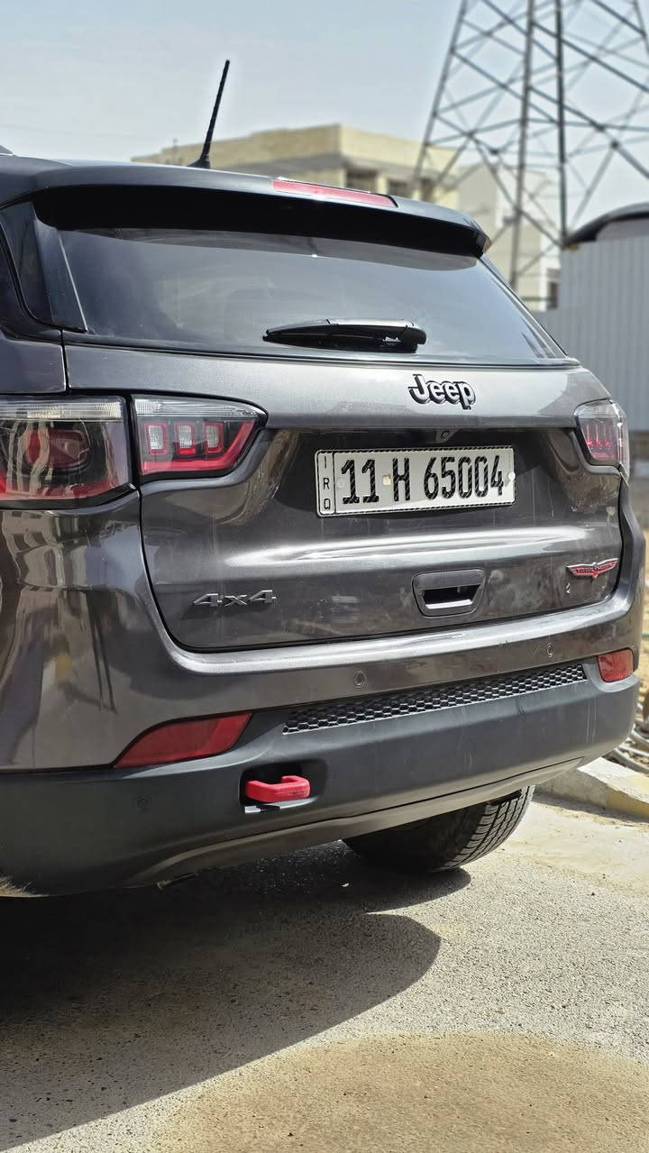 للبيع كمبارس 2023 ماشية 17 الف
بأسمي بسعر مناسب
***********
