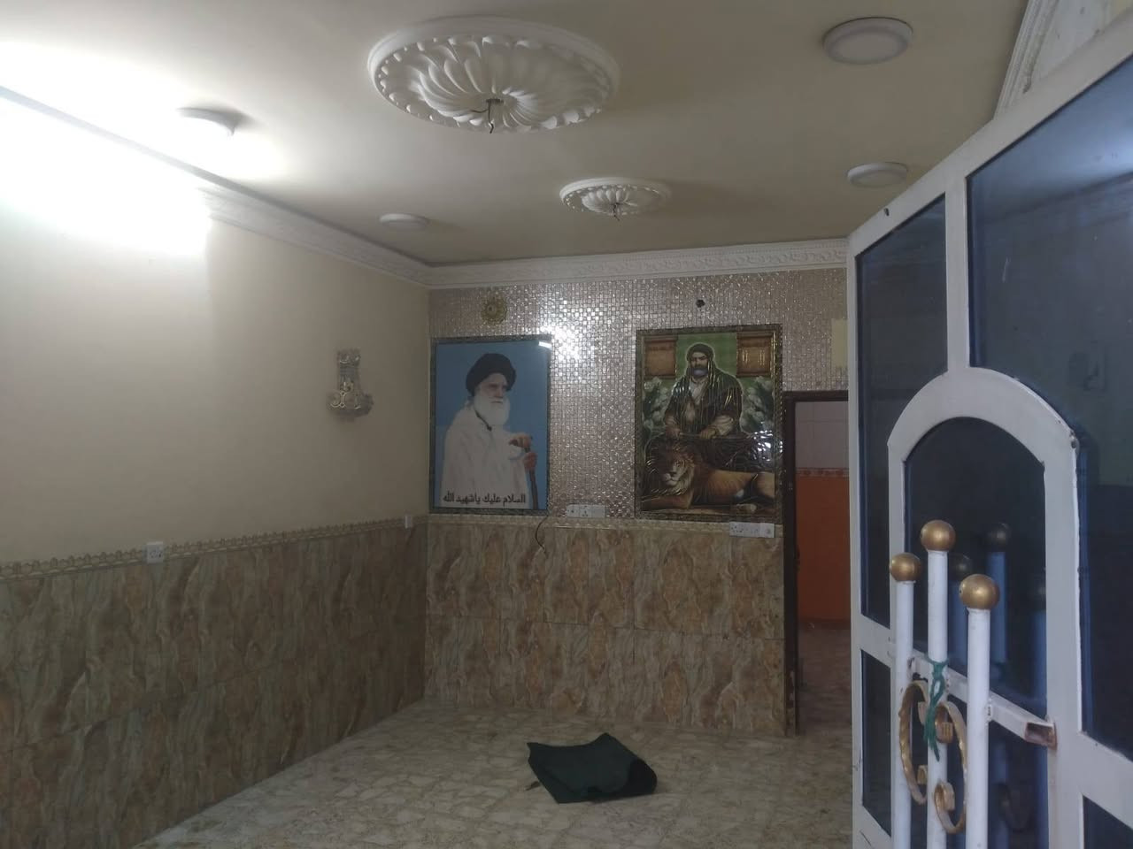 بيت البيع طابو زراعي 100م طابقين 3غرف +استقبال+حولي  زعفرانيه شارع المعهد بين السدتين بستان علاي السعر85 خدمات كامله ‏‪***********‬‏
