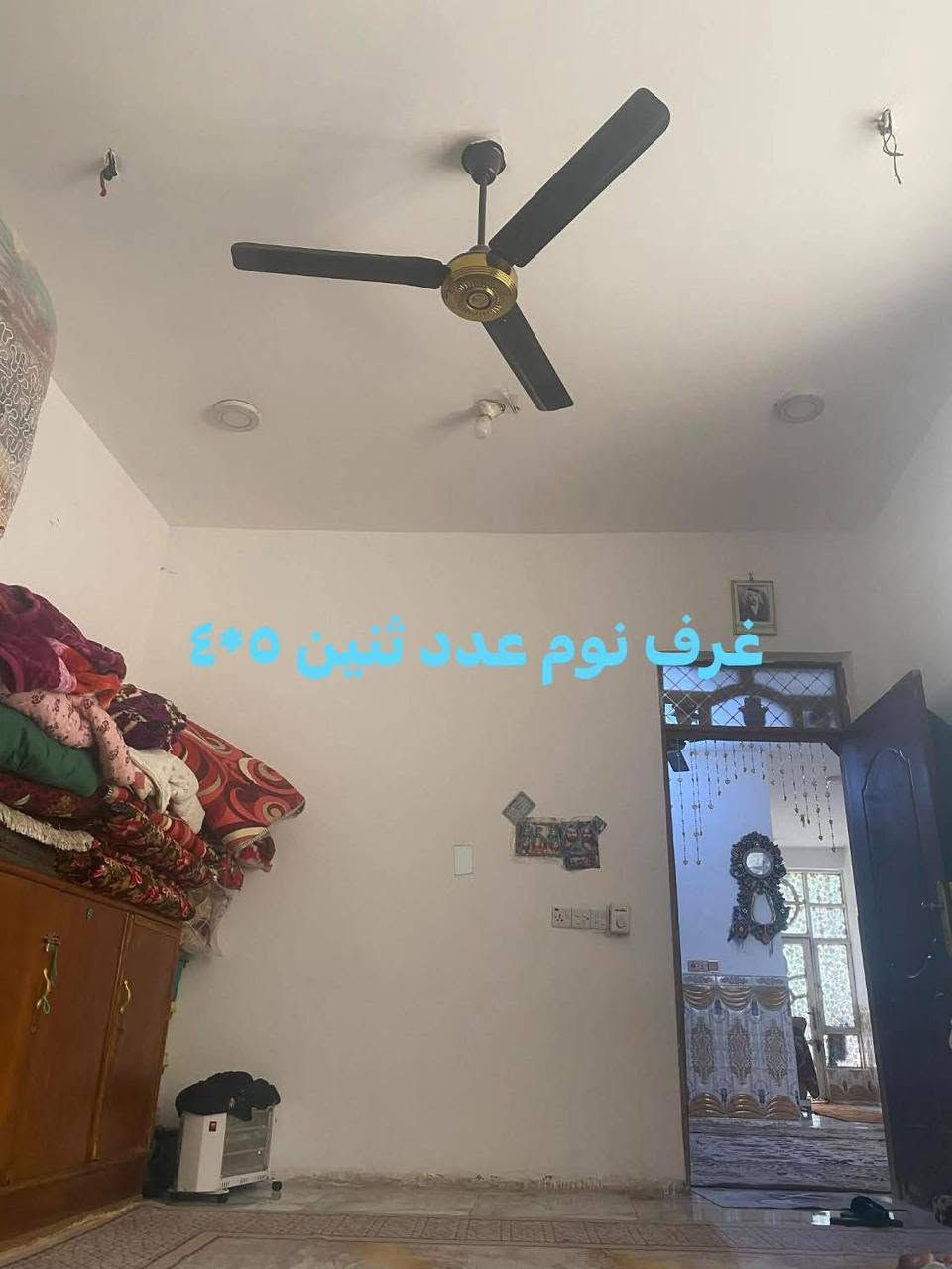 السلام عليكم 
بيت للبيع قرب سيطره الالبان 
٢٠٠متر
***********
