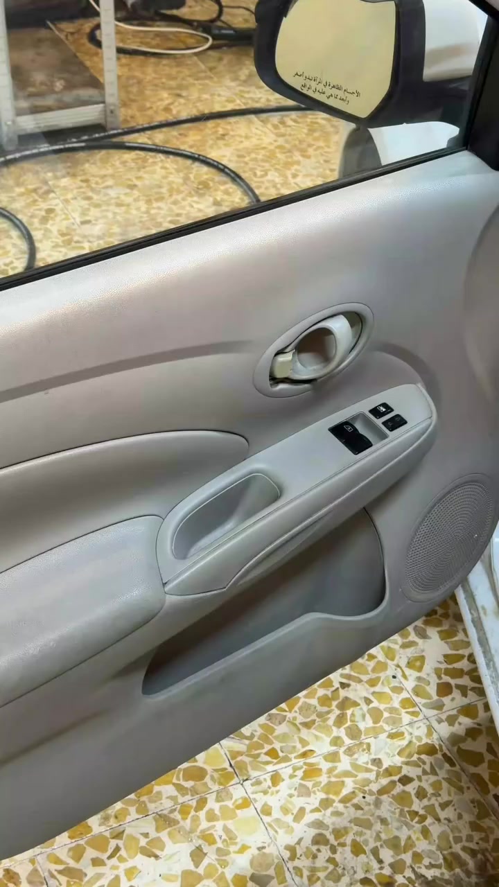 غسل كل تفاصيل السيارة   بواب  بالبخار.  كشنات دشبول مقاعد مسح و..............  فقط ١٠ الف .. ... 
***********
حي الملايين قرب جامع الحسنين
