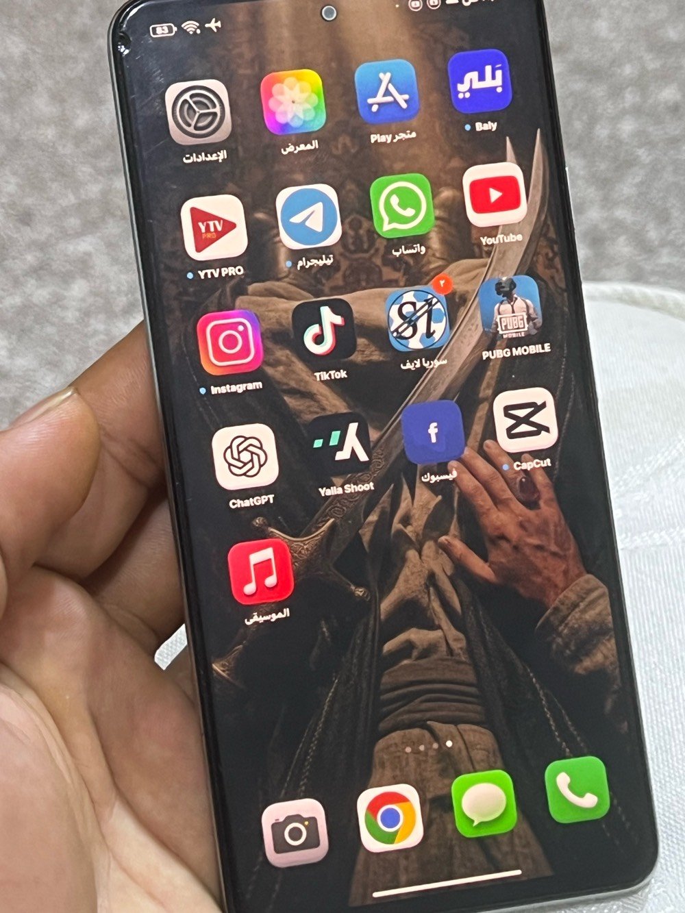 جهاز ريلمي كلش قويه مواصفاته مكسور الضهر مالته سعره ١٨٠ وبي مجال بسيط