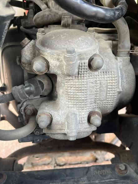 السلام عليكم دراجة ثعلب رمبة للبيع الدراجة رمبة وليس مال شارع اوراق معرض موجودة ومنفيس موجود ماخذها قبل 3 اشهر تقريبا الدراجة حيل حيل جديدة اتعب شگد ما اكول جديدة مكفولة من التاير للتاير دهن كلة امزويل وبانزين محسن السعر 900 وبيها مجال بسيط مكاني بغداد الحرية قرب الضريبة للاستفسار ***********
