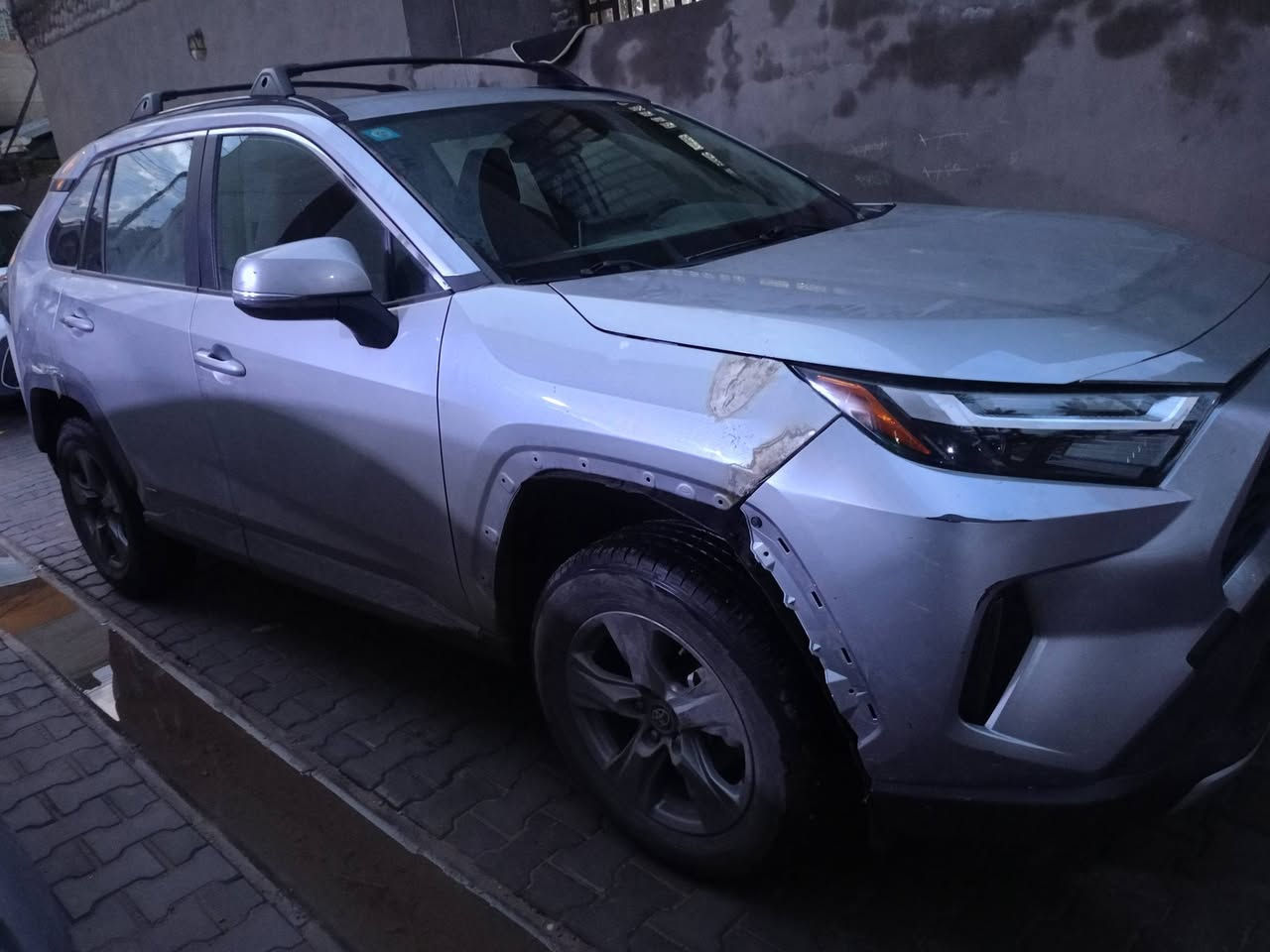 بسم الله الرحمن الرحم
2024 فئة XLE فول مواصفات هايبرد بدون تبديل 
صبغ شبر بالجاملغ الأيمن سيارة كلش نظيفة ماشية 58 
مكانه بغداد الدورة السعر 235 بي مجال


**إذا كنت صاحب هذا الإعلان وتريد حذفه لأي سبب، رجاءا أرسل رسالة إلى الدعم الفني**