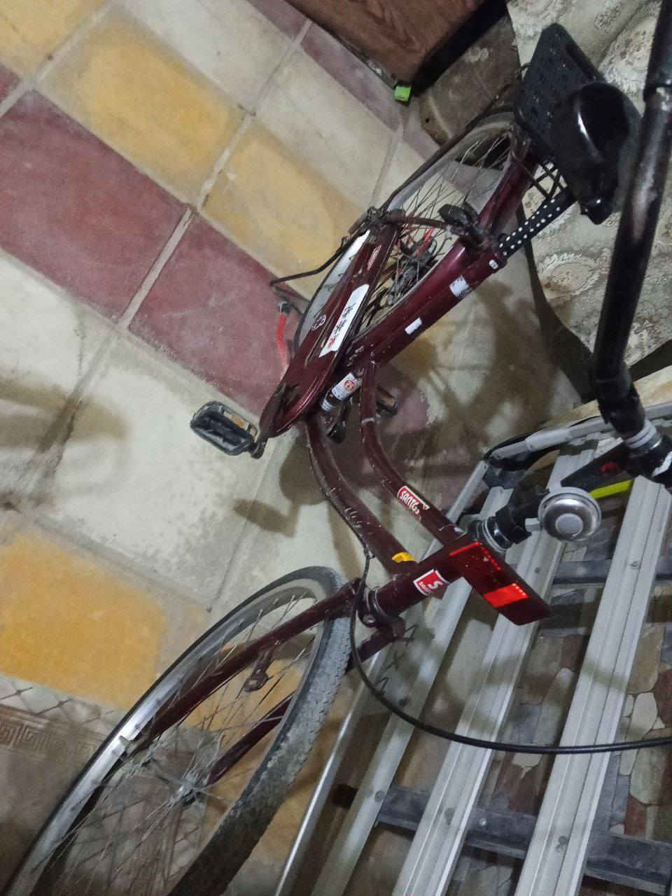 السلام عليكم بايسكل نضيف موديل 19 البايسكل مايتعبك مو عطلات السعر 85وبي مجال قليل مو شراي لاتخابر ويا غراض جاملغات الرقم ***********
