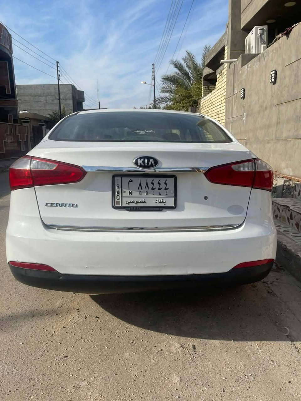 السلام عليكم.. سونر بل نشر 
سيراتو 2014 خليجي رقم بغداد
محرك 1600 دوش 
بيها بنيد مبدل  لباقي كفاله عامه بدون دواخل 
سيارة جاهزة وكاملة تبريد تدفئة 
كهربائيات صدر امامي خلفي جديد
تخم تاير جديد ...باتري + داينمو جديد
راديتر جديد دهن وكالة ابو ال 10 الف كيلو
مسويلها ادامة قبل شهر ومصفرها بالجهاز 
السعر ( 120) بسمي تحويل موباشر 
مكاني بغداد اليوسفية..
*********** )) ***********
