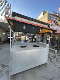 ميز جاهز • تفصيل • ٢٫٢٠م