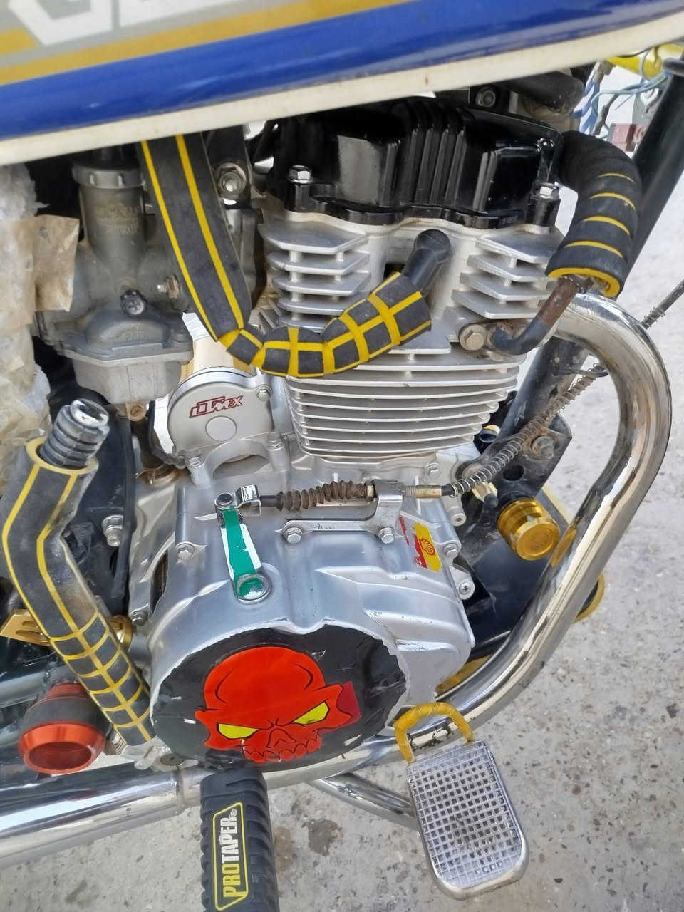 سلام عليكم دراجة نامة ابرو 24البيع محرك 200 دراجة خير من الله مكفولة من كلشي السعر 7250قفل العنوان ديالى منصورية الجبل 
الرقم ***********
