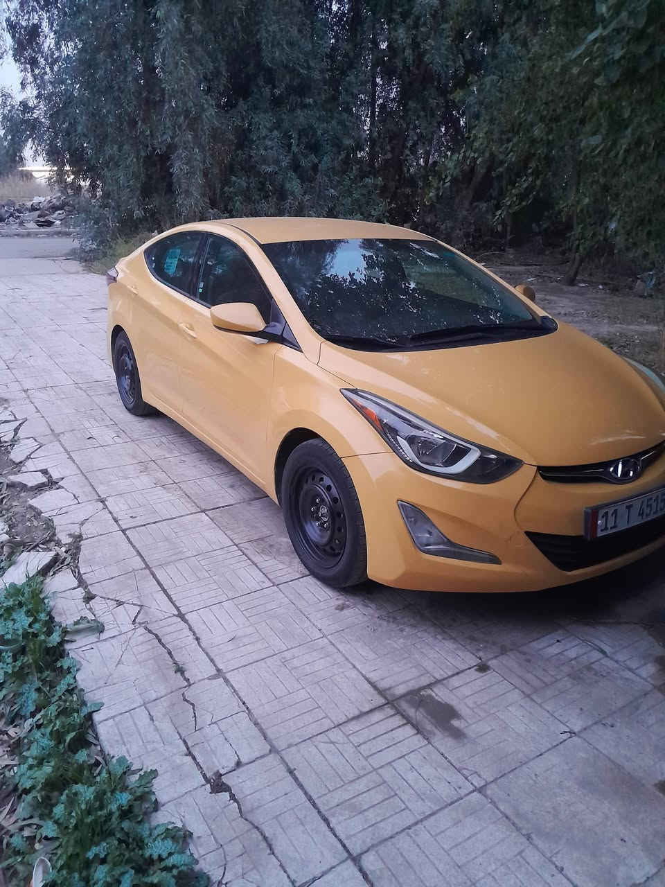 للبيع النترا 15 بغداد بااسمي ب115 وبيها مجال السياره جديده الشراي يتصل ***********
