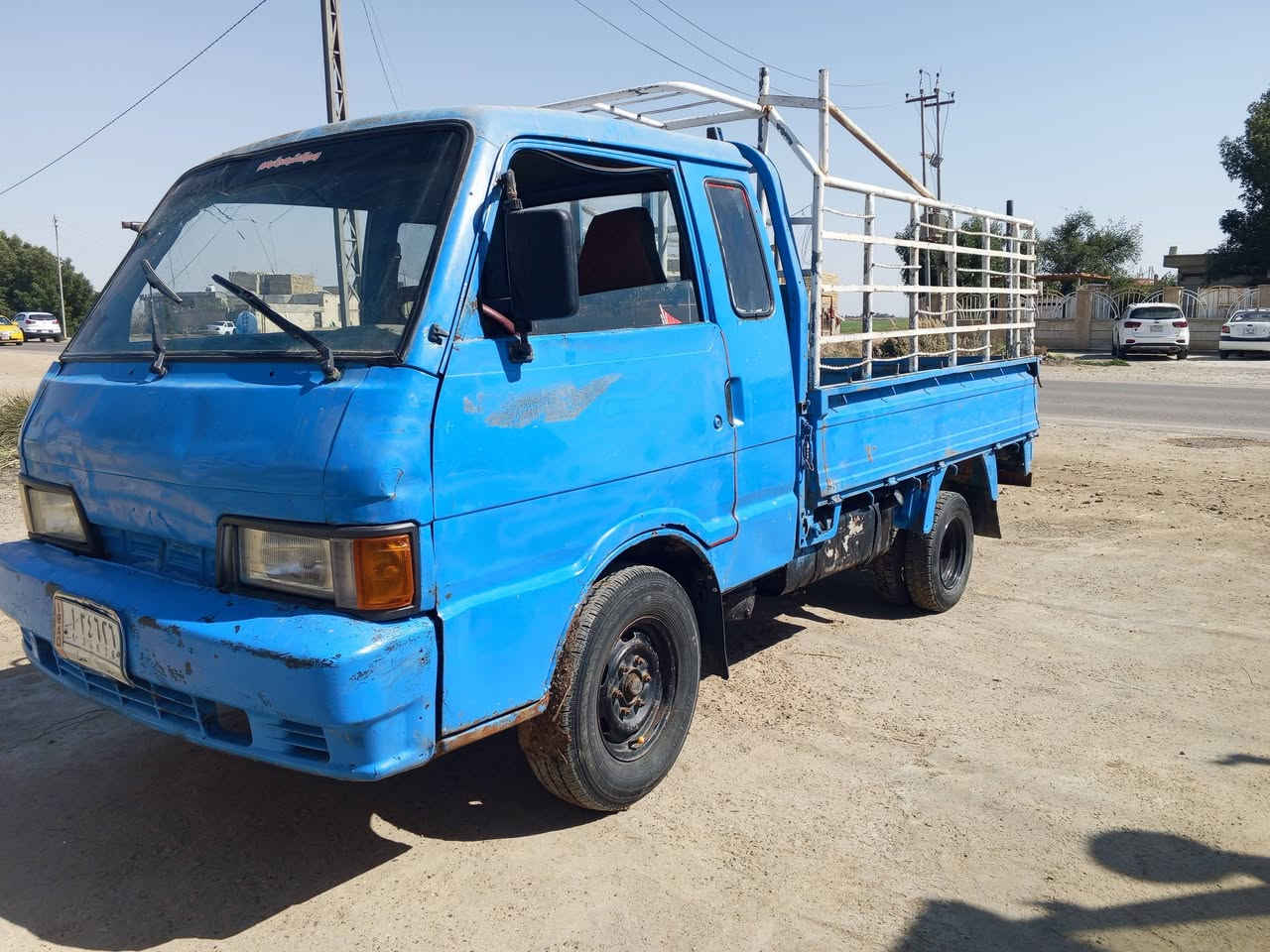 سلام عليكم كيا موديل 94مكفول محرك كير مشروطات شرط شاصي مكفول رقم  تحويل مباشر  تخم تاير كهربائية كله شغال عنوان دوانيه مهناوي ستغسار ***********
