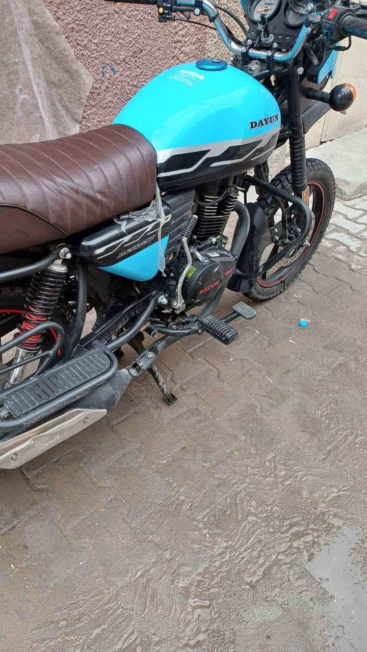 ***********  رقم بغداد صار اله شهرين عندي ورايده ب٣ملايين
