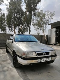 فيكترا • ١٩٩٢ • مكينة ٢.٠