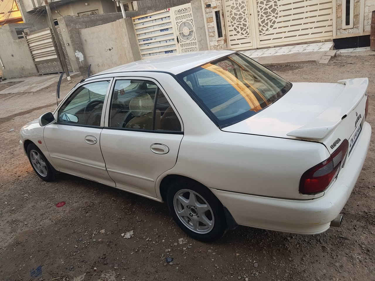 بروتون 2005 بيه ثلاث قطع صبغ والباقي كفاله عامه رقم بغداد انكليزي سنوية جديده دواخل وضع الشركة مكاني الدجيل صلاح الدين رقم الهاتف *********** التبريد غير شغال السعر 47

