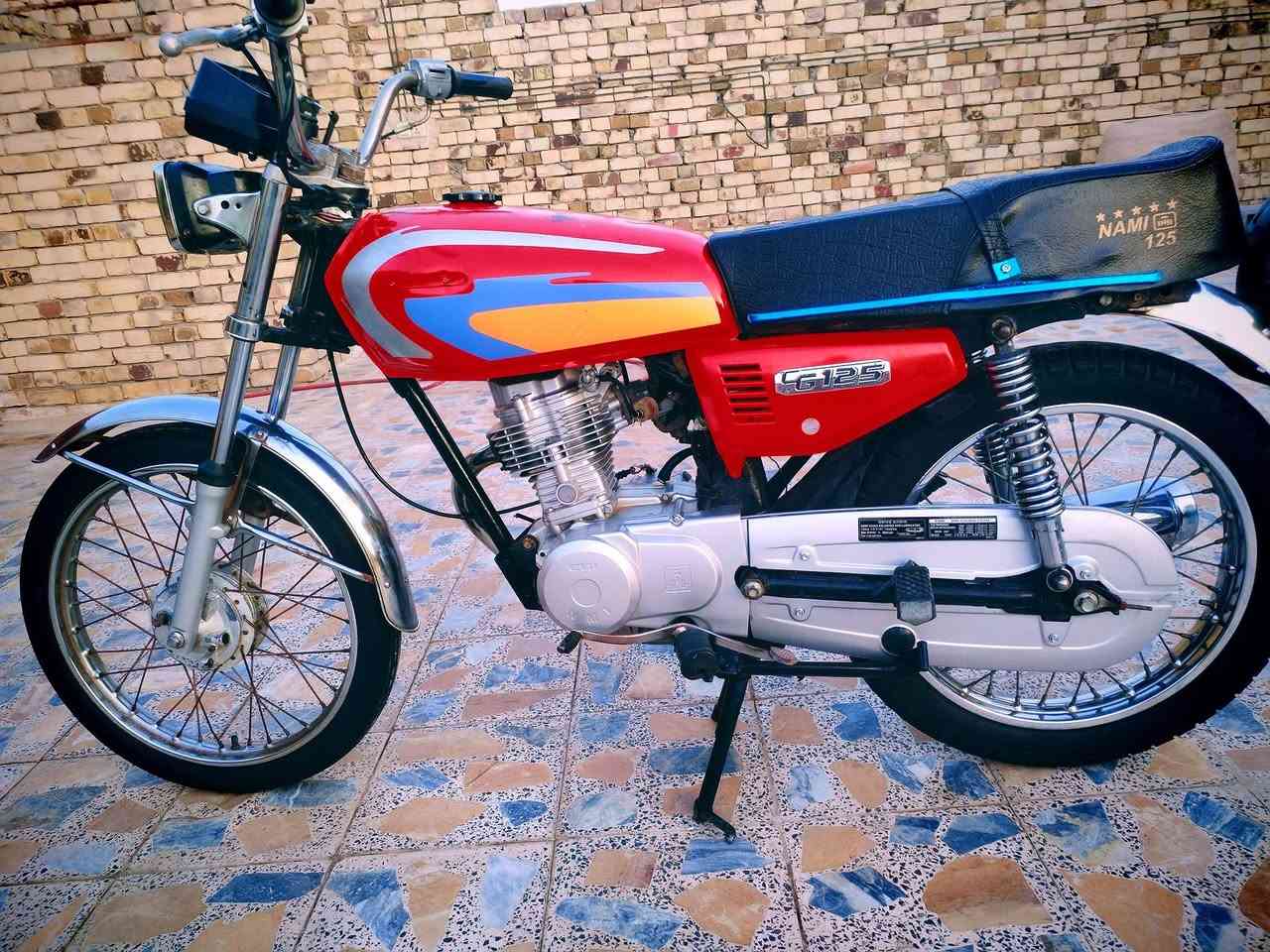 دراجه للبيع اوراق اصولي 7 أوراق ناما اصلي وكيلها سيد خلدون أوراق كامله اصولي طالعه بل 16 موديل 15 دراجه نضيفه السعر 900 وبيها مجال اتصال ***********
