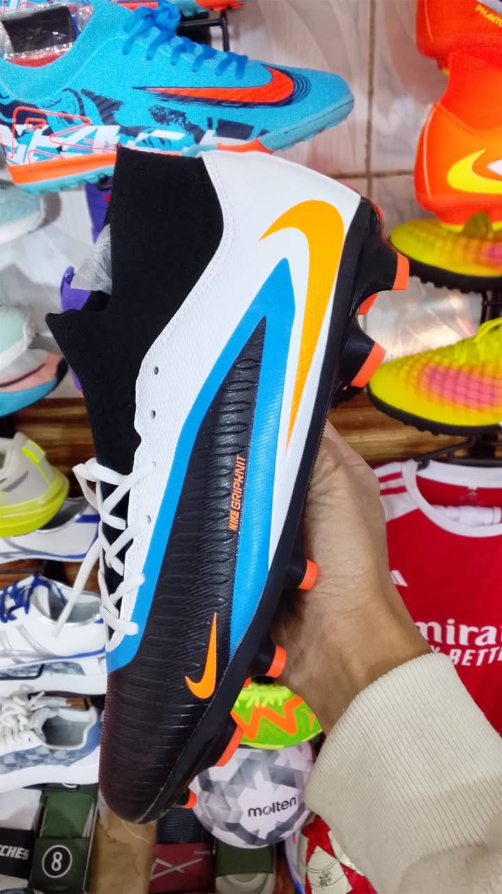 ستد رجالي السعر 15 الف معه توصيل 18 تواصل خاص فيس 

واتساب على رقم ***********  ❤️
