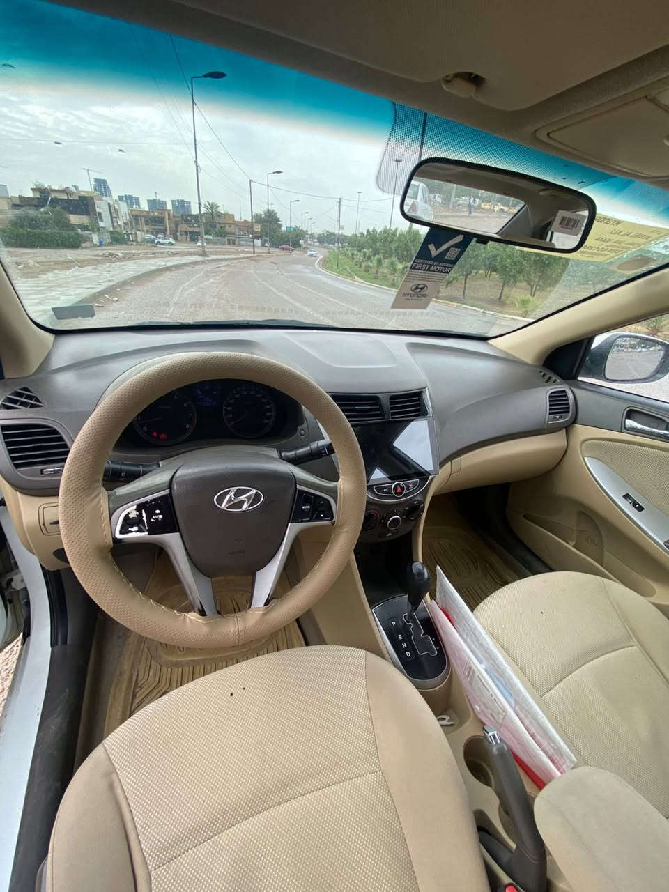 السلام عليكم للبيع اكسنت 2014 فول مواصفات كير محرك صدر تخم تاير استخدام شخصي بيه طخه بلدعاميه الخلفيه ومعدله بارد فقط وصبغ دعاميات وبيه بارد شي قليل والباقي مكفول مرفق السونر موضح سنويه ورقم وهزه جديد بسمي السعر 102 مكاني بغداد بغداد حي الخضراء ***********
