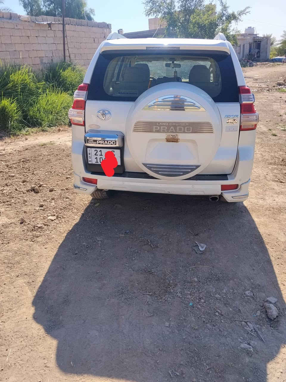 برادو ٢٠١٧ بدون فتحه فئهEXR محرك ٦ سلندر سياره جدا حلوه و تصليحها فول والشراي يدلل هاتف ***********
