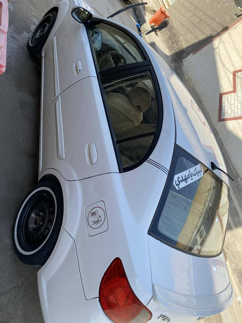 السلام عليكم
للبيع كيا ريو مديل 12 خليجي رقم بصره مشروع وطني  مكينه 1600 لاتنقيص ولاتبخير أشارات مرايه تاير ابو الخطه دواخل بيجي شاشه وكامره بيه فقط تبديل باب وبنيد السياره مابيه ضربه فقط تبديل وبيه صبغ قليل بالدوسه كتاب الفحص موجود السياره حلوه راعيه يريد مداور السعر 85 وبيه مجال قليل مكان السياره ناصريه مركز ***********
