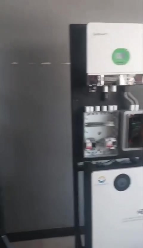 إن الله يحب إذا عمل أحدكم عملاً أن يتقنه.

الجودة التي تدوم.. شريكك الموثوق في كل خطوة.

مستمرون في تجهيز كافة انواع منظومات الطاقة الشمسية المنزلية والزراعية
العنوان/ الشارع الجديد مقابل المدينة الرياضية
***********
مكتب الحاج محسن ملا طلال
