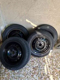 للبيع ويل جديد وتايرات 195/ 65/ 15   مكاني بغداد السعر 250 الف 0781098...