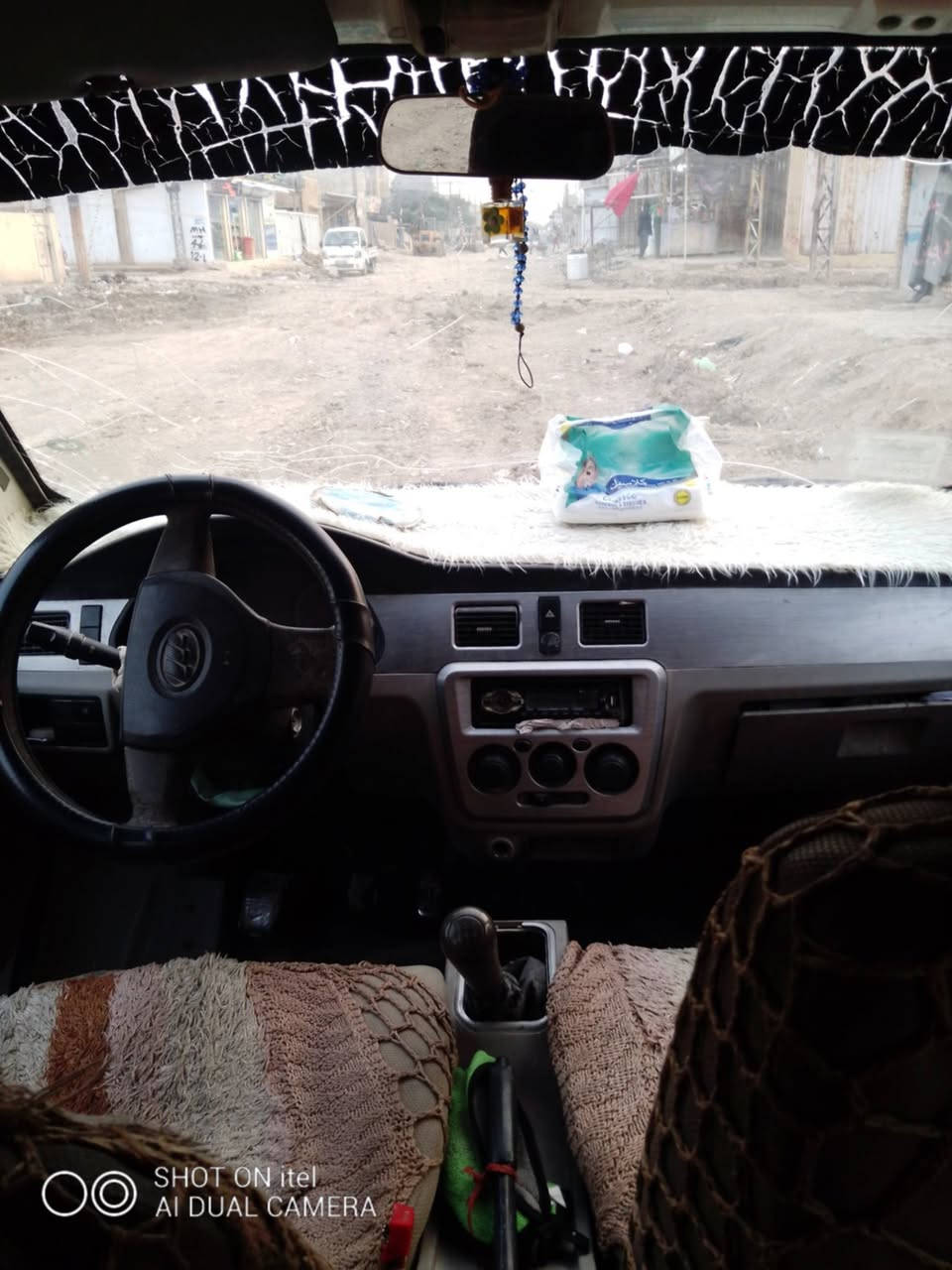 سلام عليكم سياره للبيع.                  النوع :ليفان.                                                       الركاب :11ويه السايق                                                      المكينه: كورله 1400مجول.                               ترهم مراوس فتون أو بيكم دبل قماره.                  السعر :35وبيها مجال حگ الجيه.                              المكان : بغداد الحسينية اي استفسار خابرني على الرقم ***********
