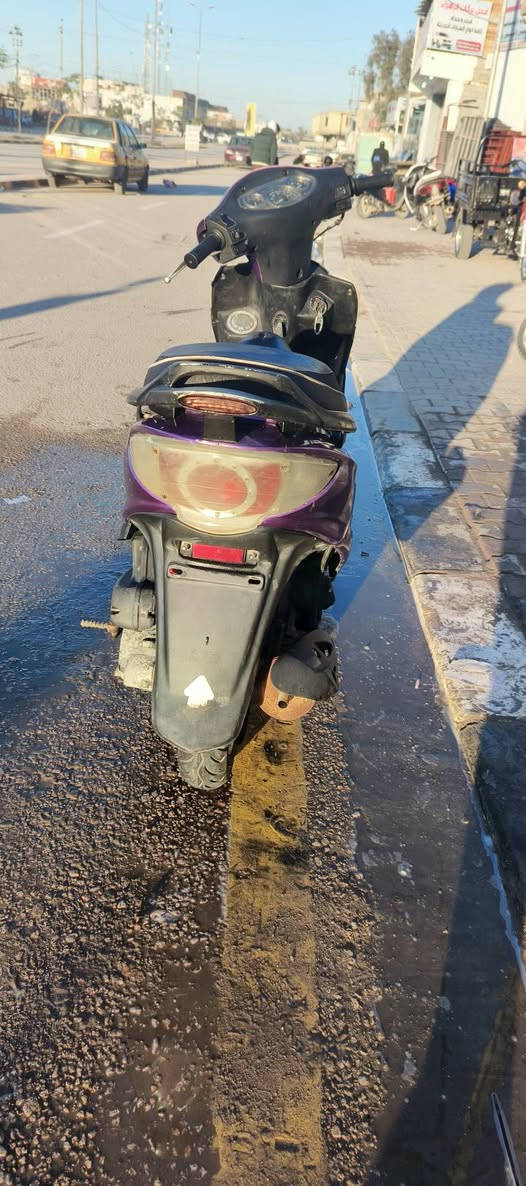 كامكو جي فور للبيع مفتوحه مره مكينه خرسه كهربائيات كلها شغاله شلعه معدل فول عايزه بس باتري مرات يشغل ومرات لا الباقي كله كامل دشبول كله شغال سعر ٣٥٠ وبيها مجال مكاني نجف ابو صخير*********** لا تراسلني وتكلي شبيها مابيها لو دزلي صورها كل تفاصيلها وصورها موجودات
