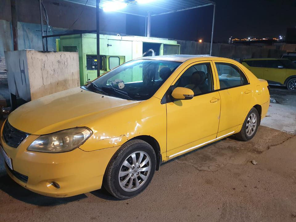 السلام عليكم بي وأي دي 2016 للبيع كير و محرك كورلا بيها بيها جاملغ وملاحظات بالكشر هزة جديدة تخم تاير جديد أي استفسار *********** بي واتساب الرقم راسل واتساب أو اتصل و تدلل ب 50  وبيها مجال مكان بغداد
