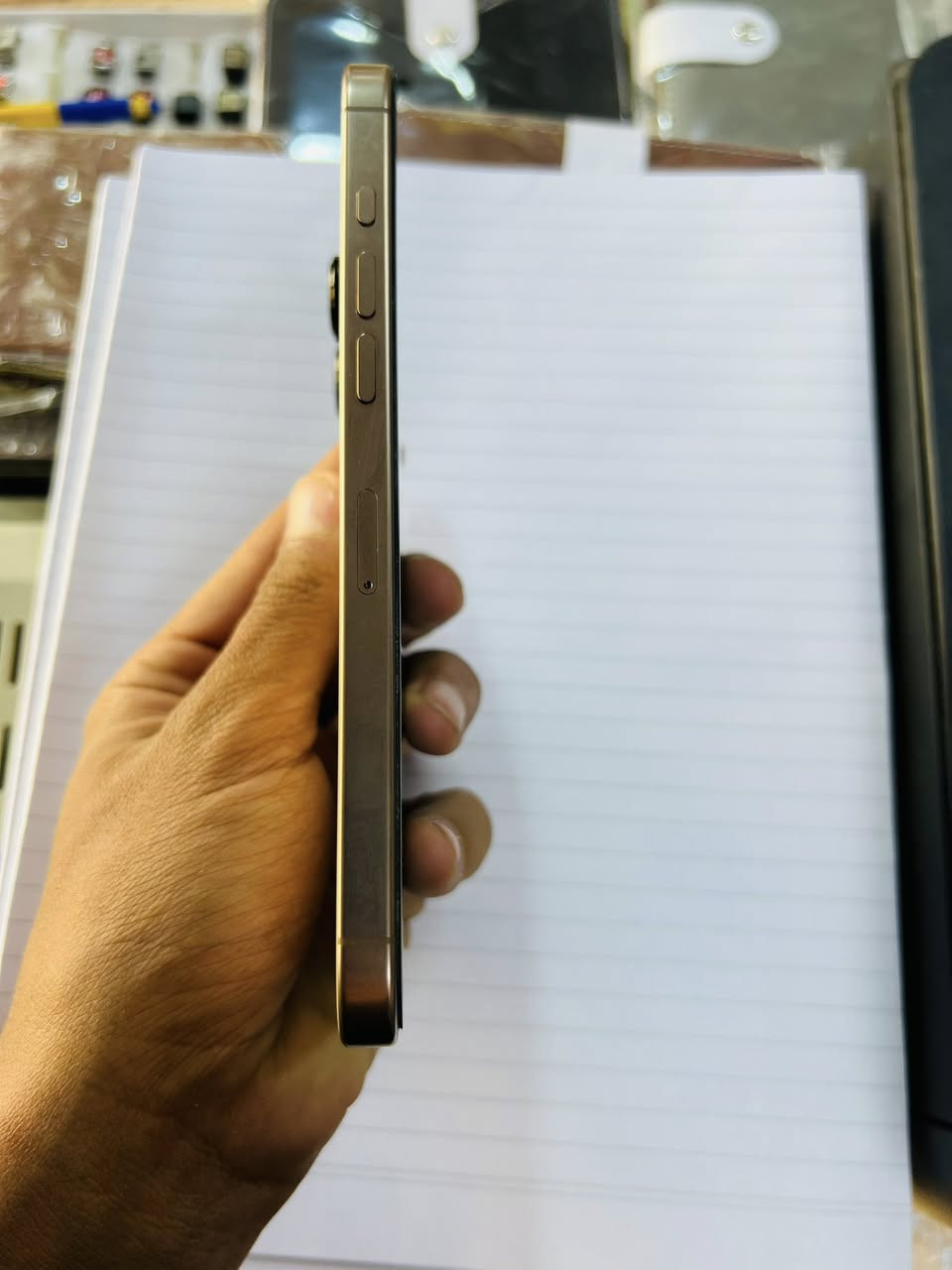 السلام عليكم آيفون 16 برو ماكس للبيع بطارية (99)بلاديه
الجهاز وتر مامفتوح 

 ذاكرة 256 

تك شريحه 

شرق اوسط نموذج m

السعر 1500 وبي مجال اتصل وبيك خير ودلل 

العنوان النجف الأشرف 

***********
