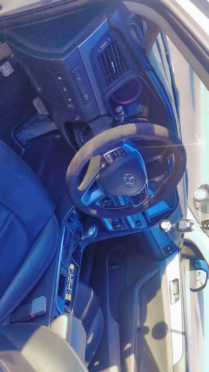 السلام عليكم ***********
سوناتا 2020وراد كوري كفالة من الضربة 
بيها باب خلف السايق مفتوح 
وبيها جاملغات خلفي ايمن وايسر بيهن صبغ فقط حلو مفحوصه يم المندلاوي تحم ستيرن جهتين محرك مامفتوح ولاتبخير ولاتنقيص محرك دووش وكير Atتبريد وتدفئة وماشية 83 الف سنويه لغايه 2027 مشروع وطني وصاحبها جاهز للتحويل عنوان السيارة الجمعيات والسعر 165 ورقه
*********** الزبير, البصرة
