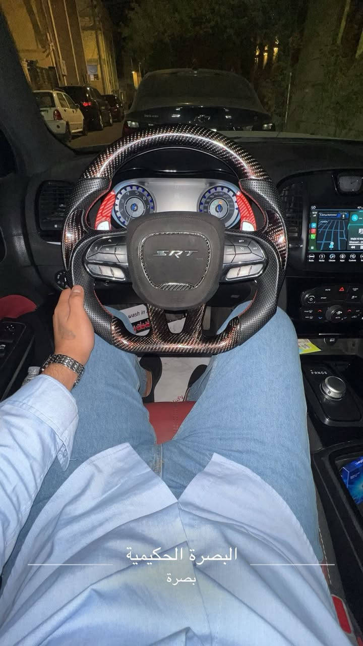 السلام عليكم لكرايسلر للبيع 300s
فول مواصفات 
بنوراما 
تشغيل عن بعد 
كشتات كهربائيه + حضن
لون الدواخل احمر 
استيرن 
بنيد فتحه 
وبعد بيه اهواي مواصفات 
السياره مكفوله كفاله عامه عده بارد كد شبر
ولبنيد جماليه لأصلي موجود 
السياره وارد كندي 
تحويل السياره 
الي مو شراي لا يتعبني 
السعر ٢٥٥ قفل 
***********
