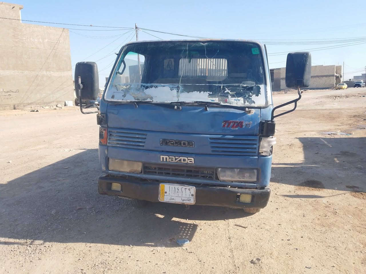 السلام عليكم سياره مازده للبيع سياره جاهزه للعمل مكاني بغداد رقم الهاتف ***********
