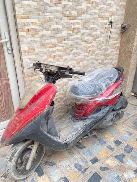 دراجه بريز للبيع مكينه ناعمه تخبل كهربائات شغاله السعر 350  بغداد بلديات 

‭0771 654 7105‬
