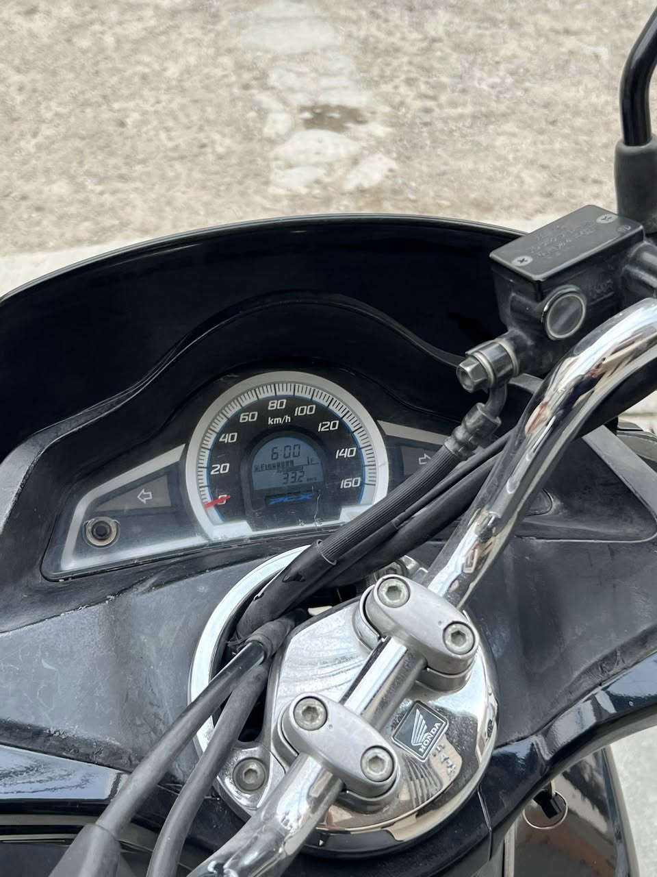 سلام عليكم (مكفوله كفاله عامه)
دراجةpcxياباني محرك150c
دراجه شلعه معدل لانضوح ولاتبخير
مكينه ناعمه. مابيها اي نقص كلها شغال 
ستاند حساس مانع نزلاق دراجه كلش نضيفة  السعر13$وبيها مجال   مكاني العطيفيه او المنصور لاستفسار لاتصال على ***********
