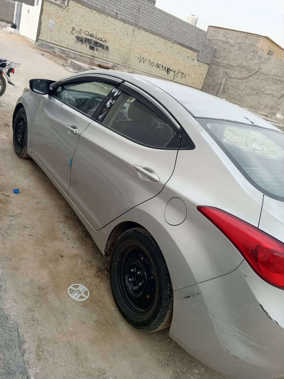 يا الله النتره للبيع موديل 13وارد امريكي مكينه 1600 تحكم ستيرن اشاير بالمري كير ومكينه خير من الله تخم تاير جديد السياره جاهزه من كلشي رقم بغداد نكليزي بسمي سنويه 2030 بيهه صبغ صفحه فقط السعر 90وبيهه مجال للاستفسار الاتصال على الرقم ***********
