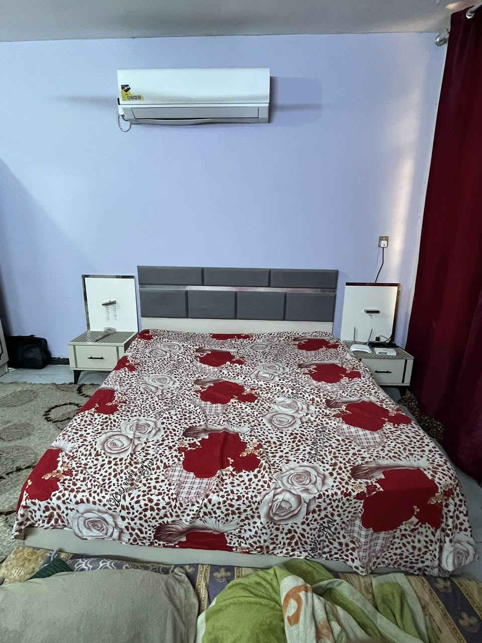 غرفه نوم 5قطع استعمال قليل فقط الحديده الجوه الجربايه تتعدل 
السعر 500
مكان بغداد الدوره البعيثه


**إذا كنت صاحب هذا الإعلان وتريد حذفه لأي سبب، رجاءا أرسل رسالة إلى الدعم الفني**