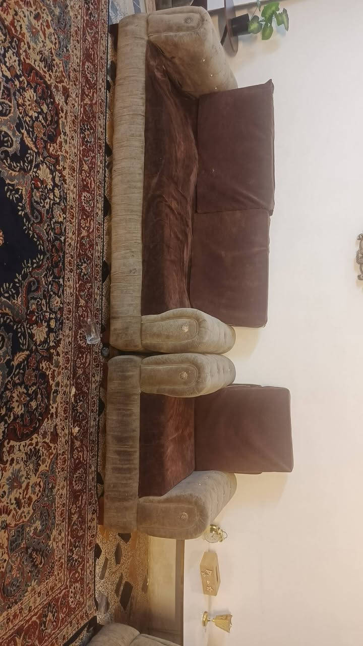 السلام عليكم تخم للبيع القنفه الكبيره بيها كسر السعر ١٥٠ الجربايه ٤٥


**إذا كنت صاحب هذا الإعلان وتريد حذفه لأي سبب، رجاءا أرسل رسالة إلى الدعم الفني**