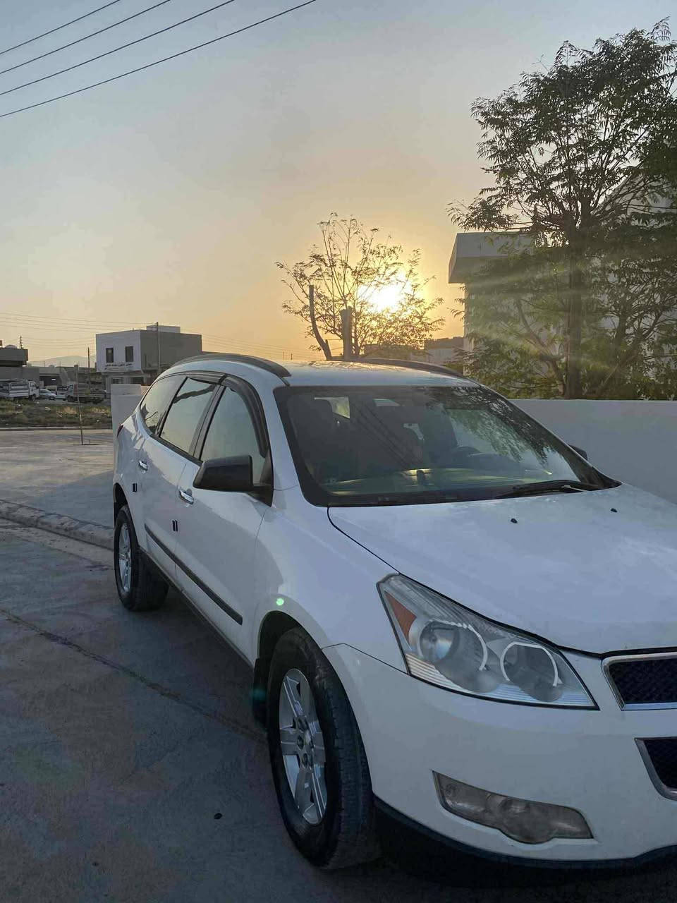 شوفرليت ترافيرس ٢٠١١ ابيض اللون رقم أربيل مكفولة ما عدا البونيد مبدل بدون ضرر او دواخل شرط طخم تايرات جديد محرك جديد وتبريد ثلج سعر ١١٥ ومجال بالموصل ***********//***********
