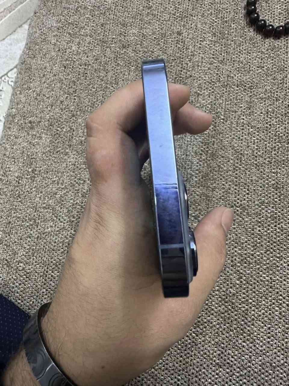 السلام عليكم 
ايفون ١٣ برو ماكس للبيع 
مبدل شاشة وبطارية 
دبل سيم 
نظافة ١٠٠٪؜
السعر ٥٧٥ الف 
‭***********
