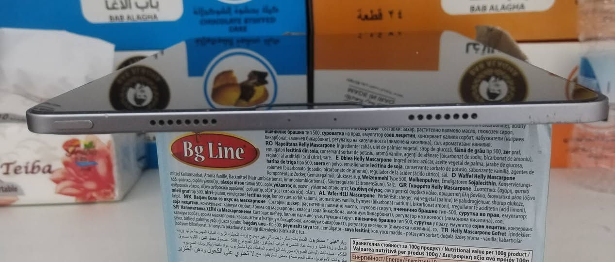 ايباد 11برو معالج ام تو الذاكرة 256بطارية 87  للستفسار ***********السعر 750 وبي مجال قليل
