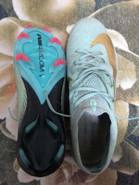 نايكي • قياس ٤٠ • درجة اولى