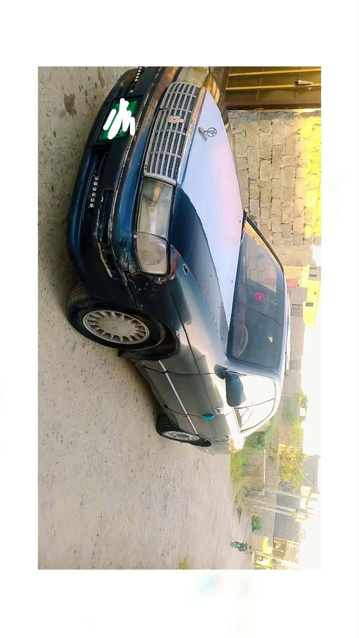 السلام عليكم للبيع فقط بطه كص موديل 92 السياره نظيفه وحلوه كير شرط محرك لا بخار ولا صرف بي بداية بكن فقط السعر 16 وبيها مجال للتواصل عل رقم ***********أو خاص
